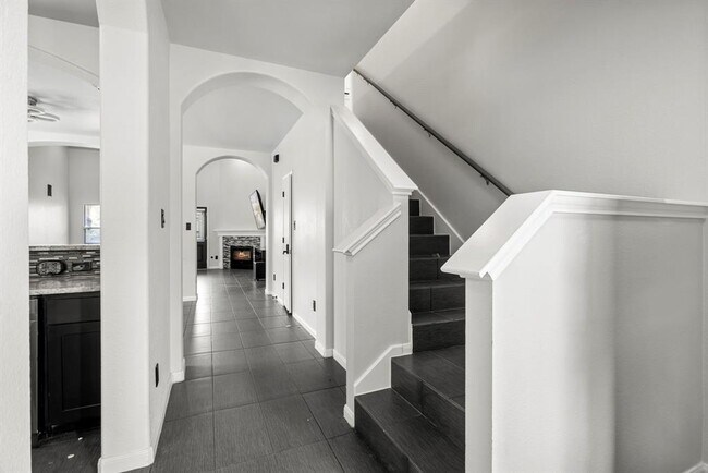 Building Photo - 4405 Bandice Ln