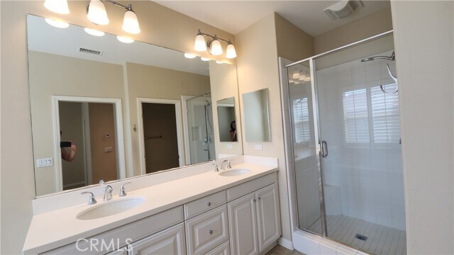 Building Photo - 32 Loquat