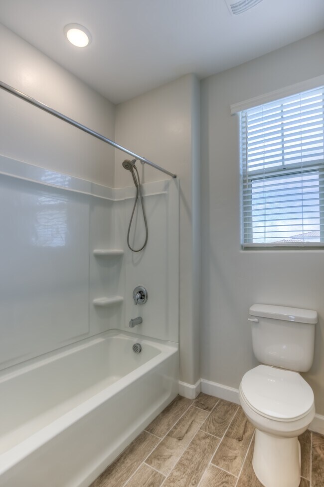 Building Photo - 5545 S Adero Cyn Trl