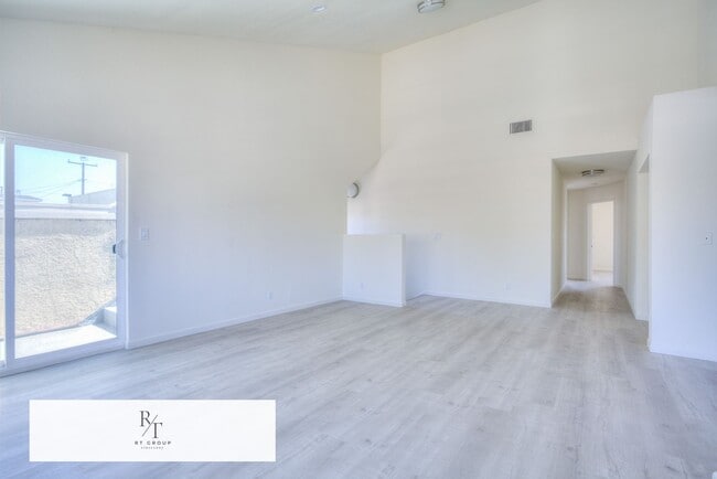 Building Photo - Welcome to this beautifully renovated home...