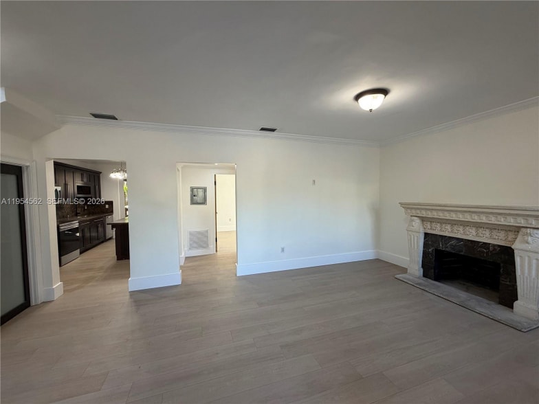 Building Photo - 2264 SW 16th Ter