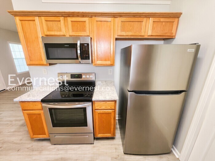 Building Photo - 319 Bridgeport Ln
