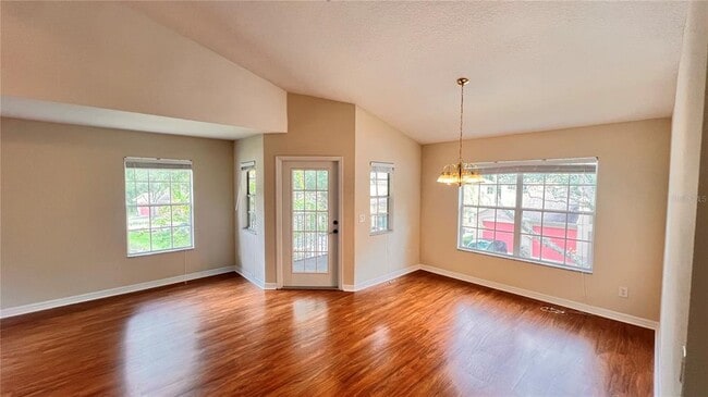 Building Photo - 3658 Oakdale Cir