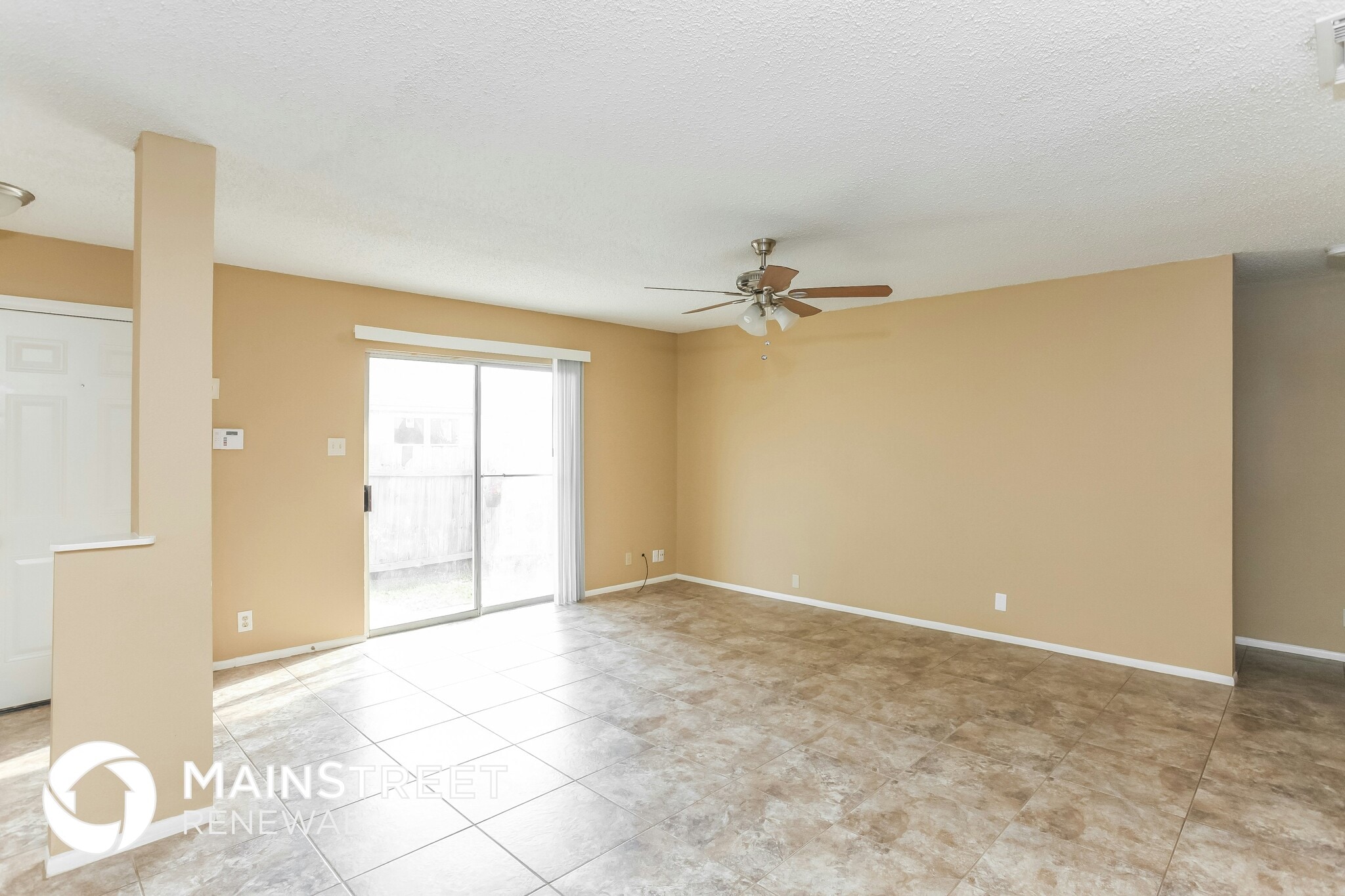 Building Photo - 823 Meadow Stone