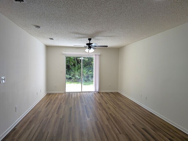 Building Photo - 130 Plantation Point Dr