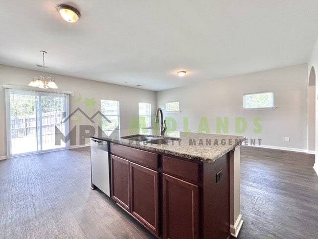Building Photo - 356 Eagle Feather Loop