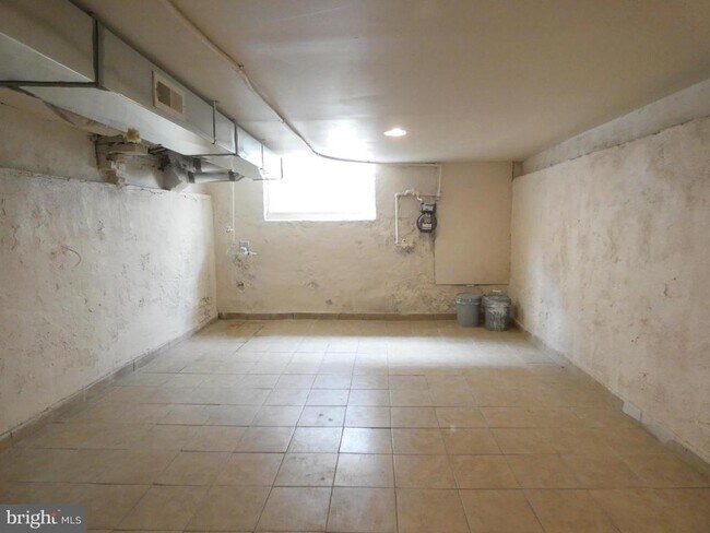Building Photo - 433 N Napa St