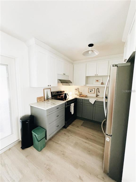 Building Photo - 212 Bunkerhill Ln