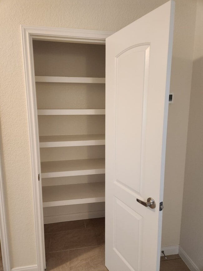 Building Photo - 10401 Bauman Rd