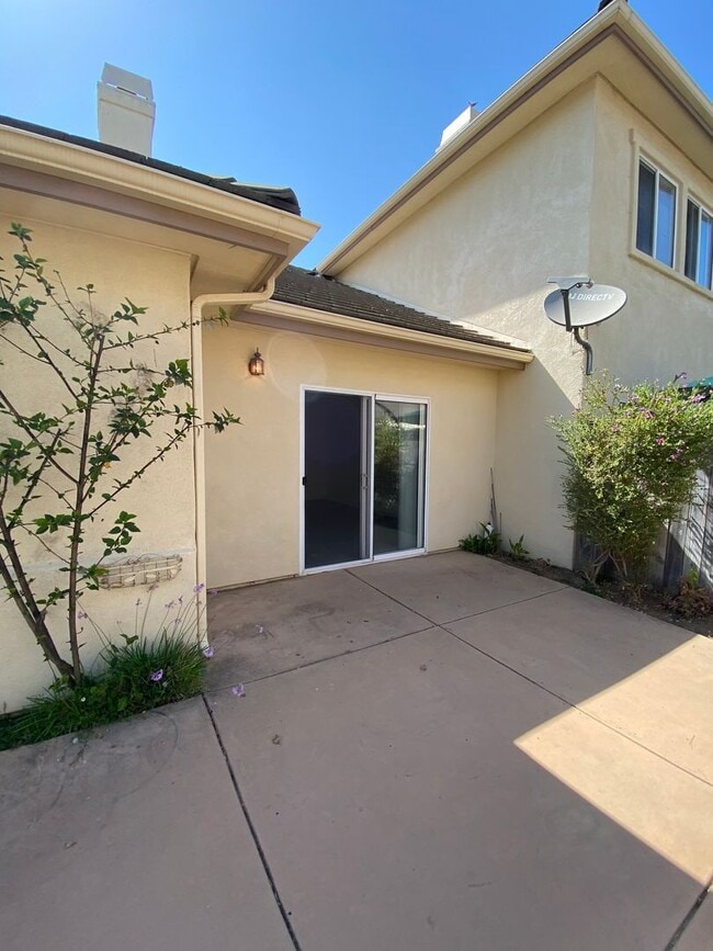 Building Photo - Beautiful Somerset Single Story Townhome N...