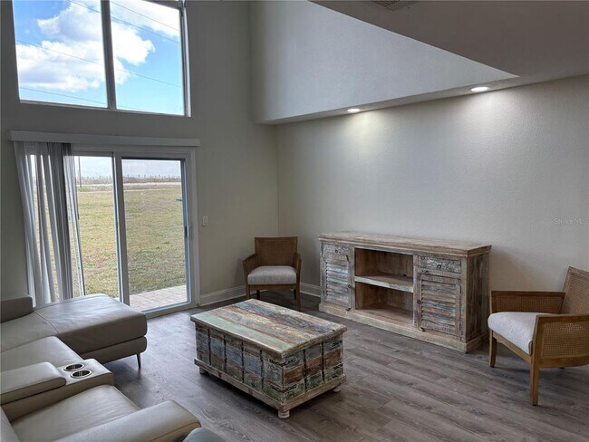 Building Photo - 3074 Ocean Shore Blvd