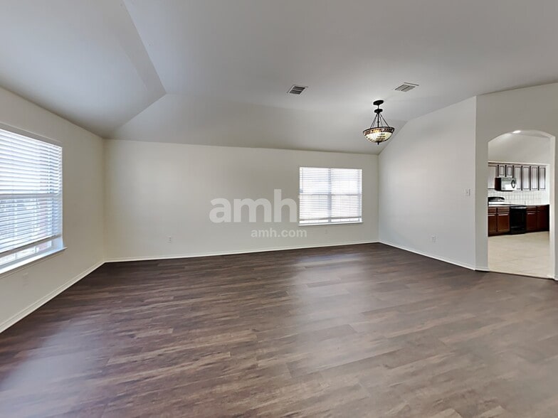 Building Photo - 448 Paddle Dr