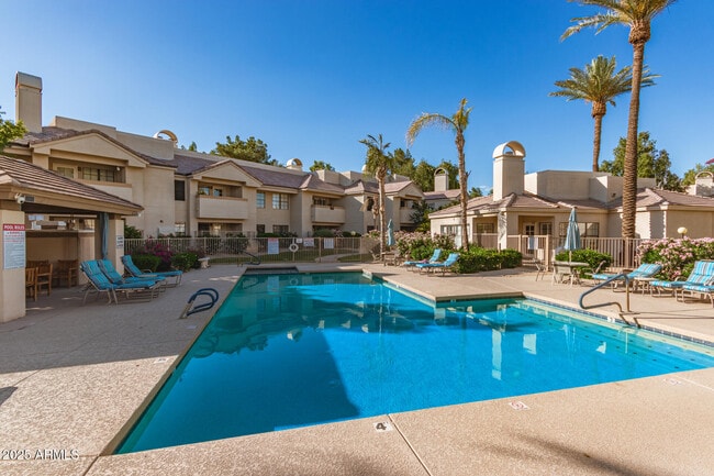 Building Photo - 6885 E Cochise Rd