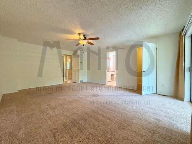 Building Photo - *COMING SOON* Entertainer's Delight - Spra...