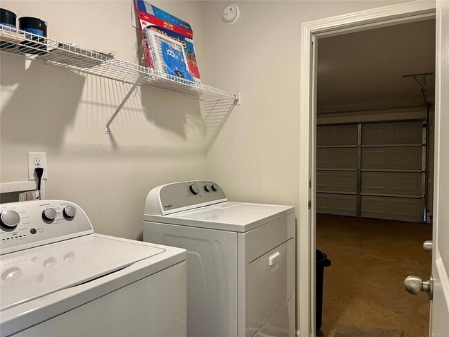 Building Photo - 127 Dawson's Ml Dr