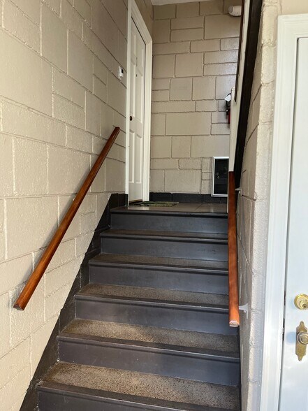 Building Photo - 1700 N Elm St