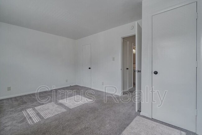 Building Photo - 2788 Peach St