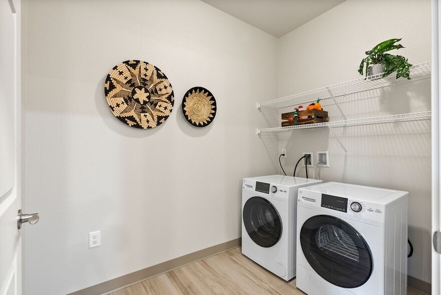 Laundry Room - Meritum Evergreen