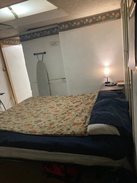 Building Photo - 764 Lenore Ln