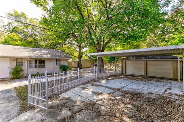 Building Photo - 3727 W Biddison St