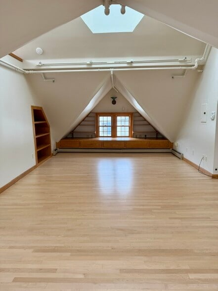 Living room - 264 N Pleasant St