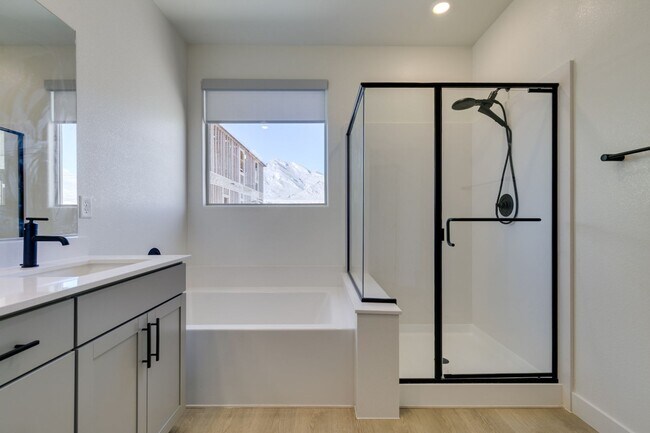 Building Photo - Brand New 4 Bedroom + Den/Office in Summerlin