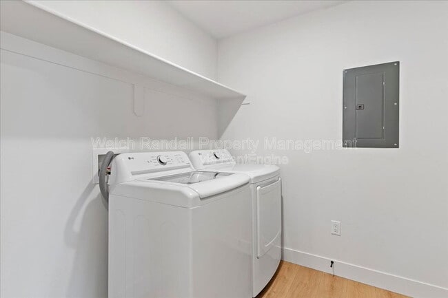 Building Photo - 56 E 1225 S