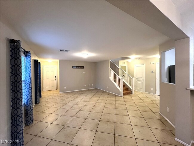 Building Photo - 9991 Pimera Alta St