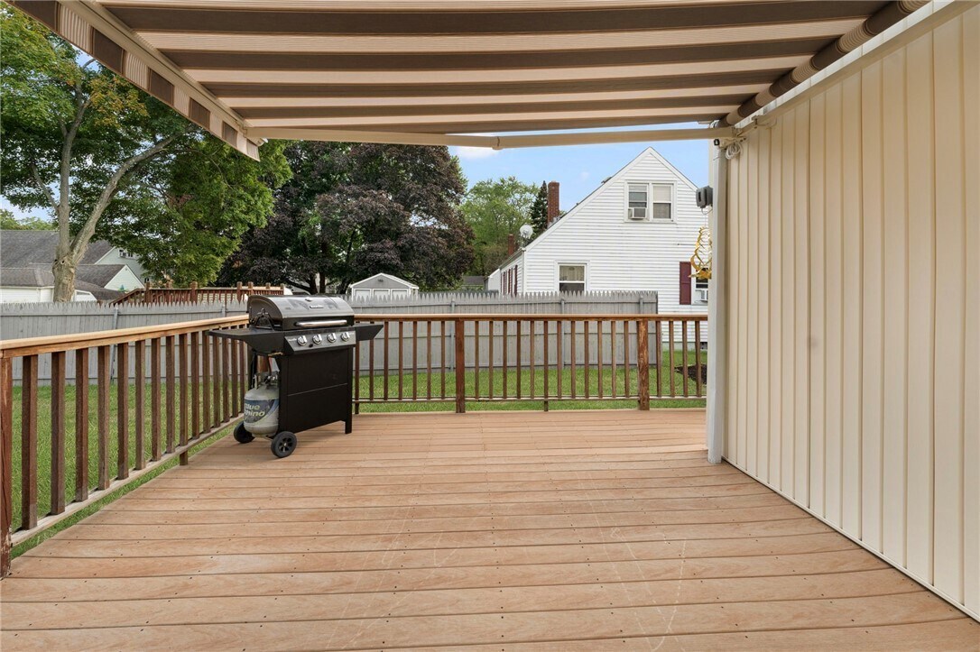 Deck - 118 Airway Rd