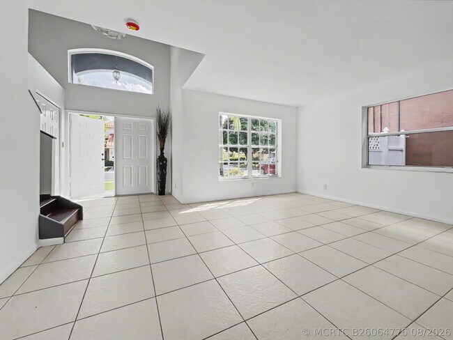 Building Photo - 10133 Brookville Ln