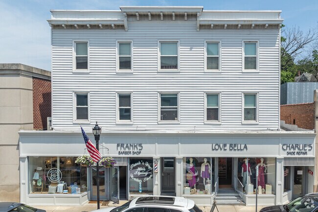 Building Photo - 34 Purchase St