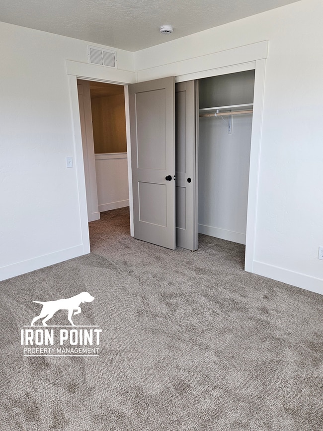 Building Photo - Brand New, Never-Lived-In 3-Bed, 2.5-Bath Townhome in Caldwell, ID – $1,000 Move-In Special!