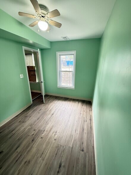 Building Photo - 2817 W Cullerton St