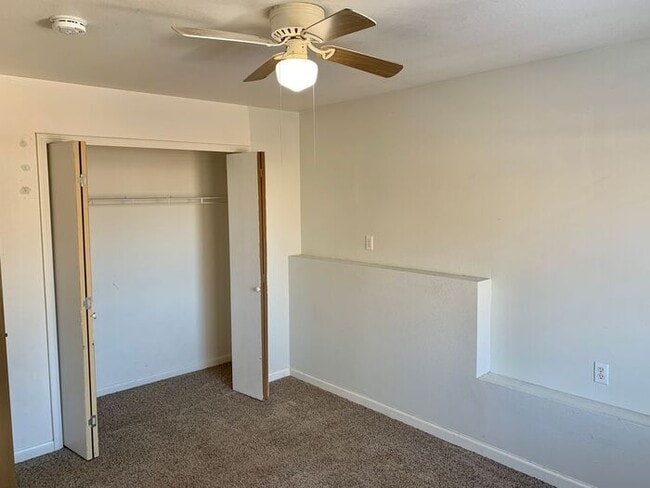 Building Photo - Cozy 2 Bed, 1 Bath Apartment in Johnstown. Water/Sewer/Gas/Trash Included in Rent!