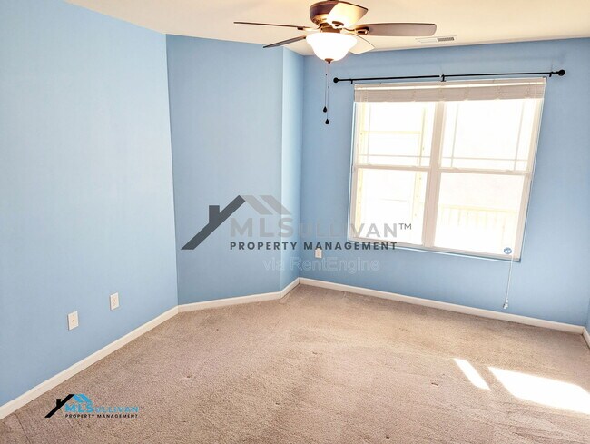 Building Photo - 5454 Jessip St