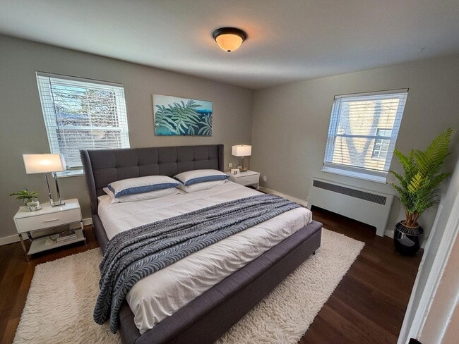 Building Photo - 1219 Franklin Ave