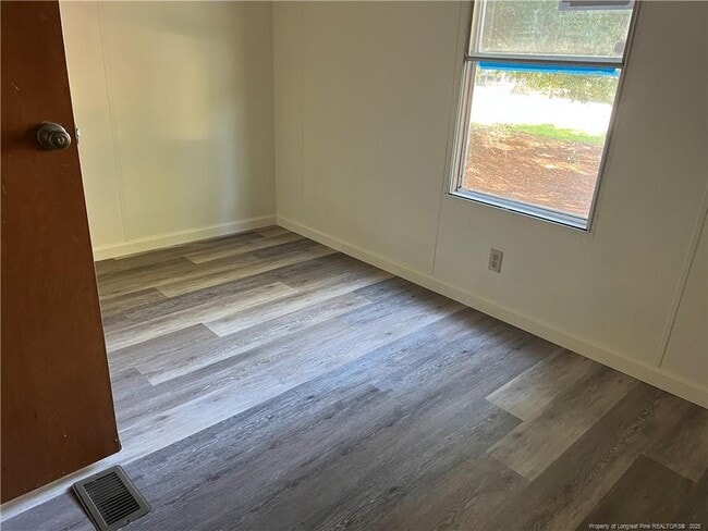 Building Photo - 4439 Betsy Ross Dr