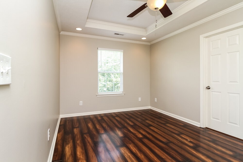 Building Photo - 597 Butternut Trce