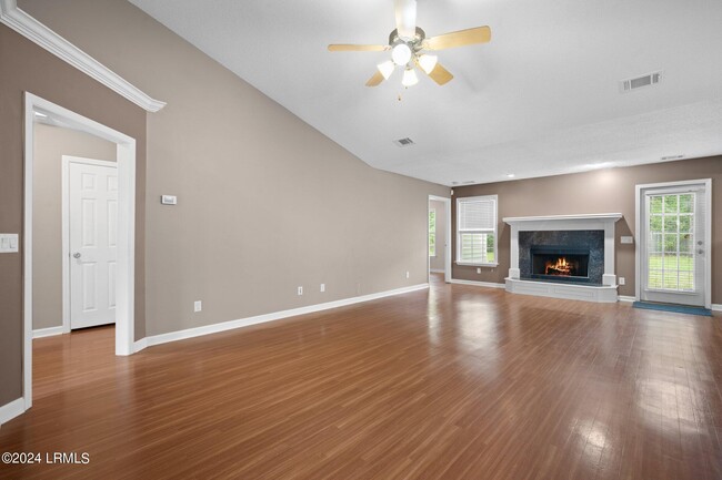 Building Photo - 44 Purrysburg Dr