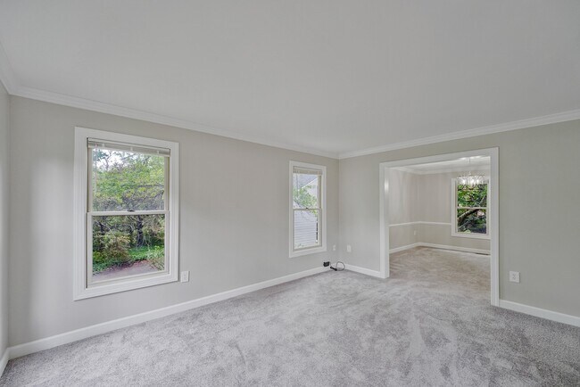 Building Photo - 4287 Exeter Dr