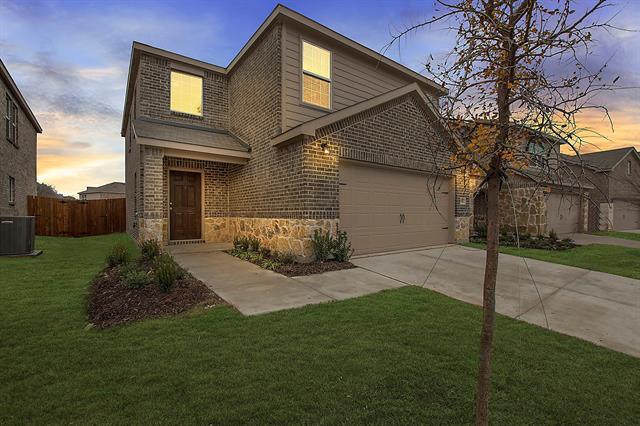 Building Photo - 345 Huntley St