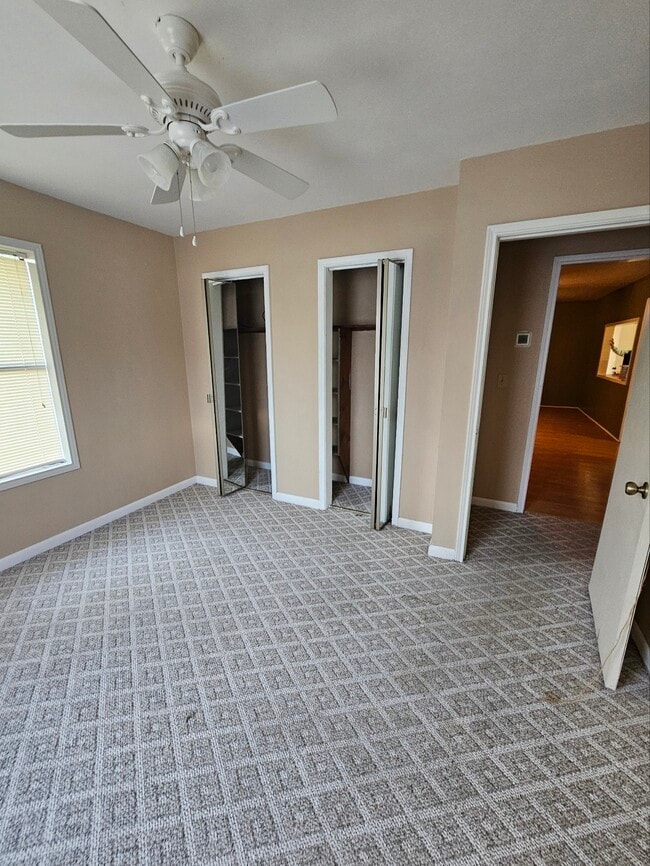 Building Photo - 1128 S Shireview Cir