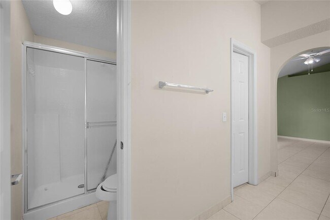 Building Photo - 265 Jocelyn Dr