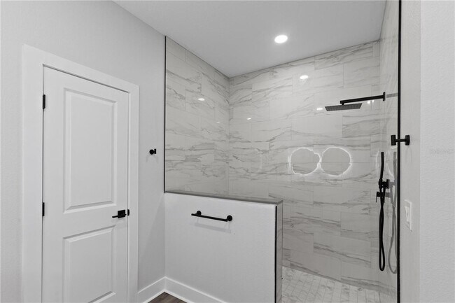 Building Photo - 12444 SW 76th Ln