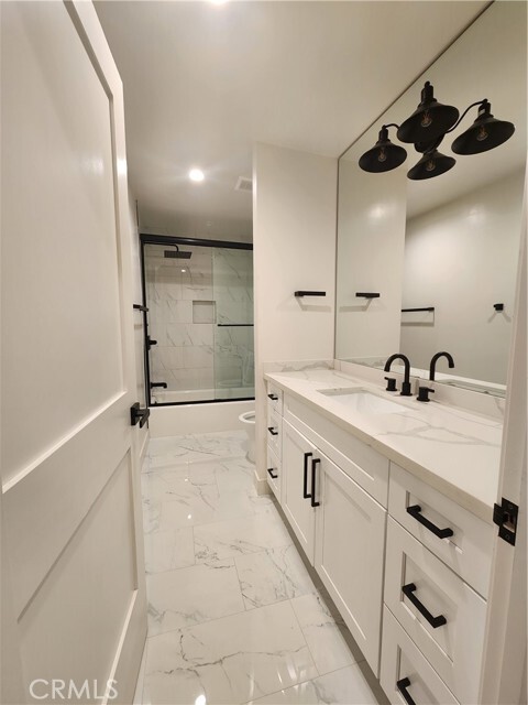 Building Photo - 120 S Francisca Ave