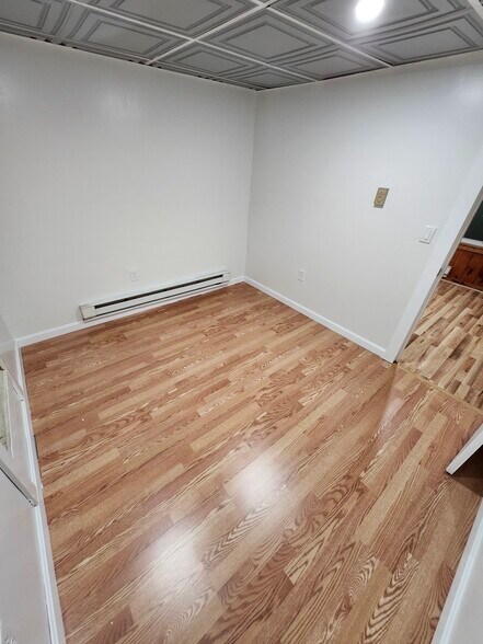 Building Photo - 44 Nashua St