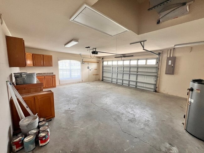 Building Photo - 10900 SW 45th Terrace