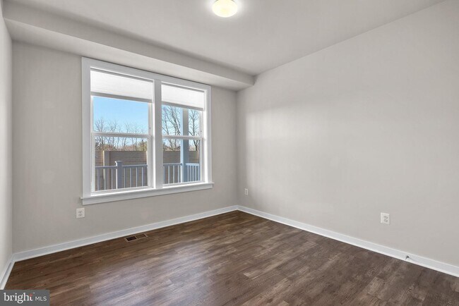 Building Photo - 16302 Connors Wy