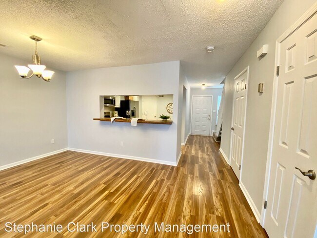 Building Photo - 3 br, 2.5 bath House - 606 Sheafe Court