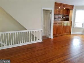 Building Photo - 134 Farnsworth Ave